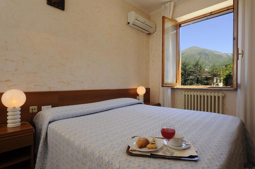 Hotel Europa Νόρτσια Δωμάτιο φωτογραφία